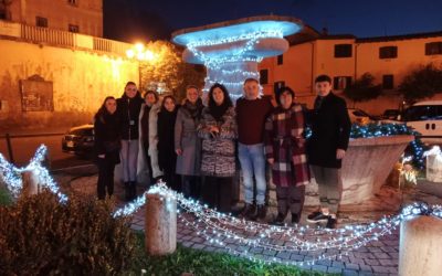 Piazza Santa Maria: gli addobbi natalizi realizzati da ZACA